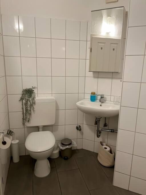Apartamento Zentral, Geraeumig, Messe Nah! Be2R Essen Exterior foto